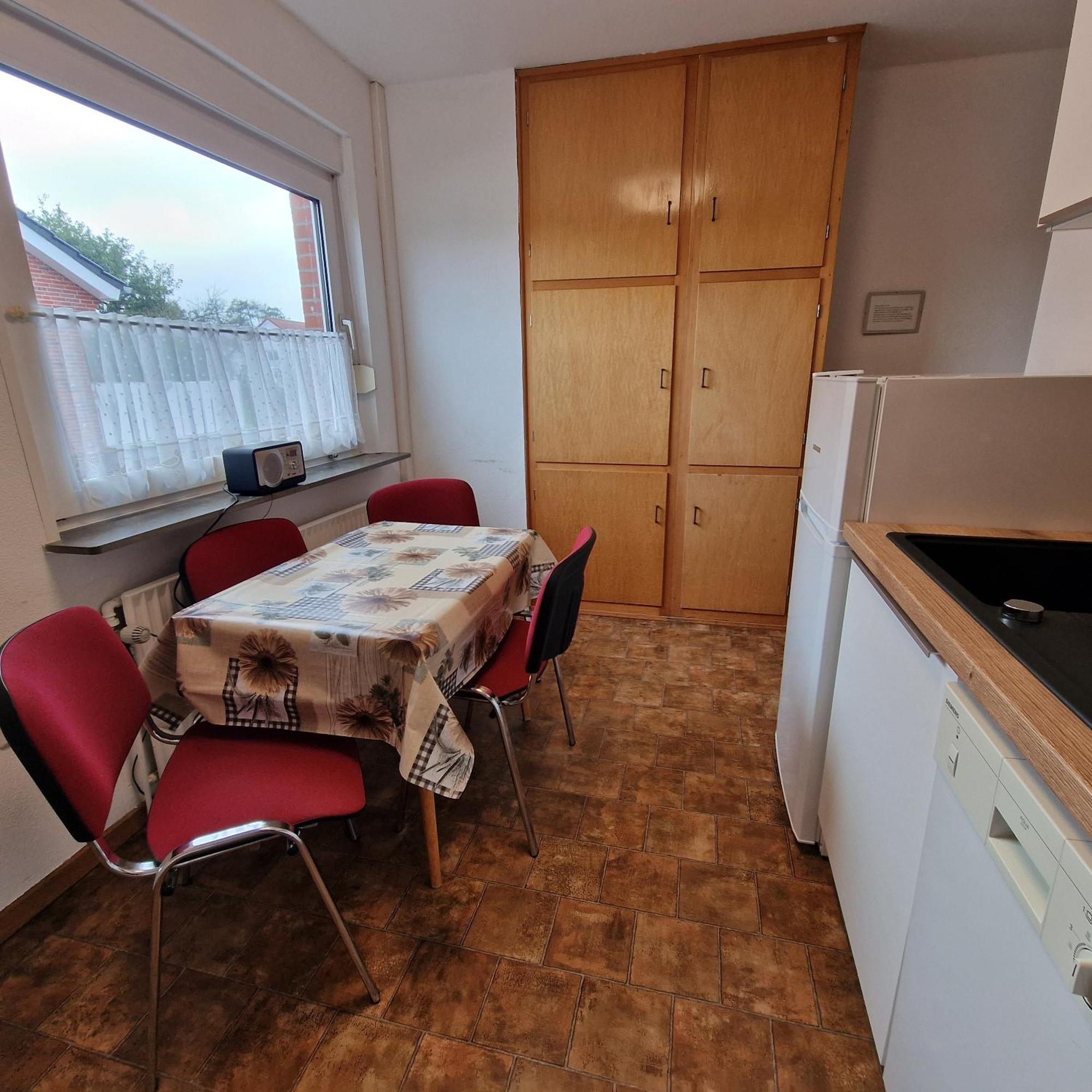 Haus-Buenzow-1 Appartement Borkum Buitenkant foto